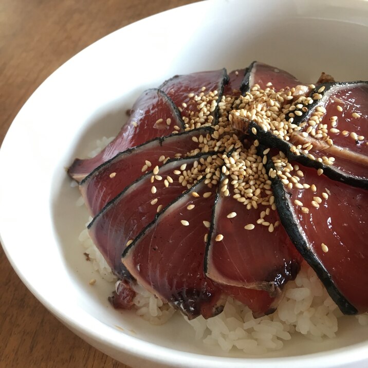 の 漬け 丼 カツオ